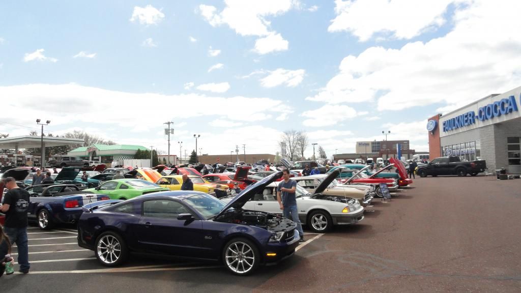 Photo 32714 Quakertown PA CIOCCA FORD CAR SHOW Pics